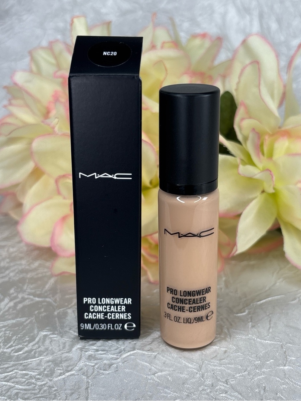MAC Pro Longwear Concealer Corrector - NC20 - Full Size New In Box